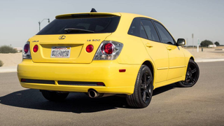 It's Yellow